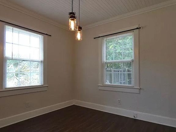 3rd image of 2115 N 12th Ave Floor 32503