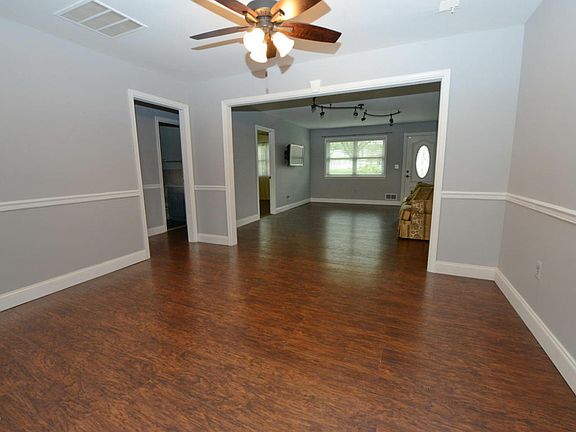 4th image of 36 Skyline Dr