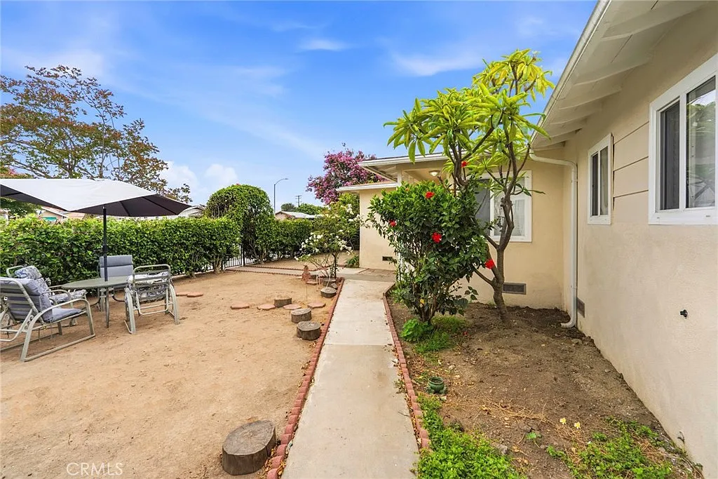 5 bed, 1598 sqft, $4,500 — Photo 4