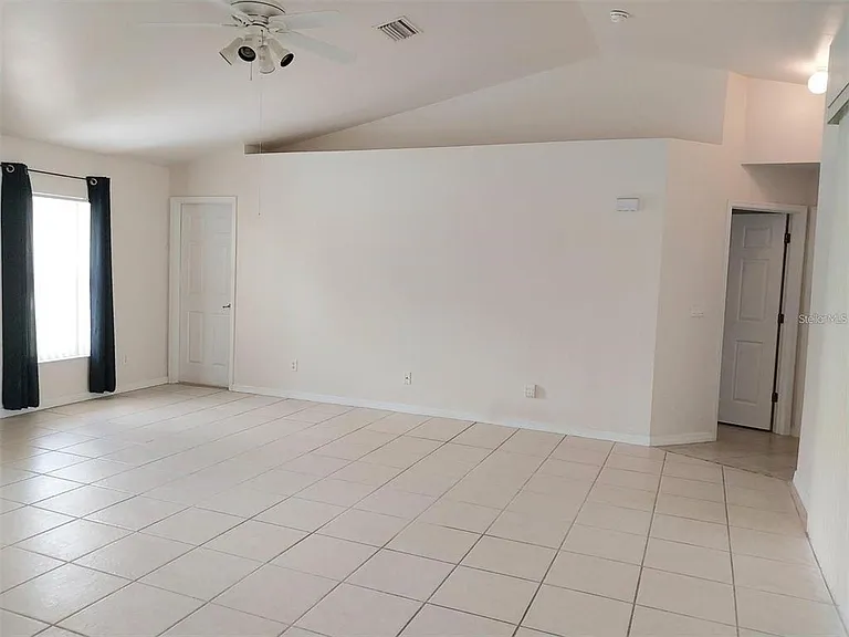 1695 Gauguin Rd — Photo 4