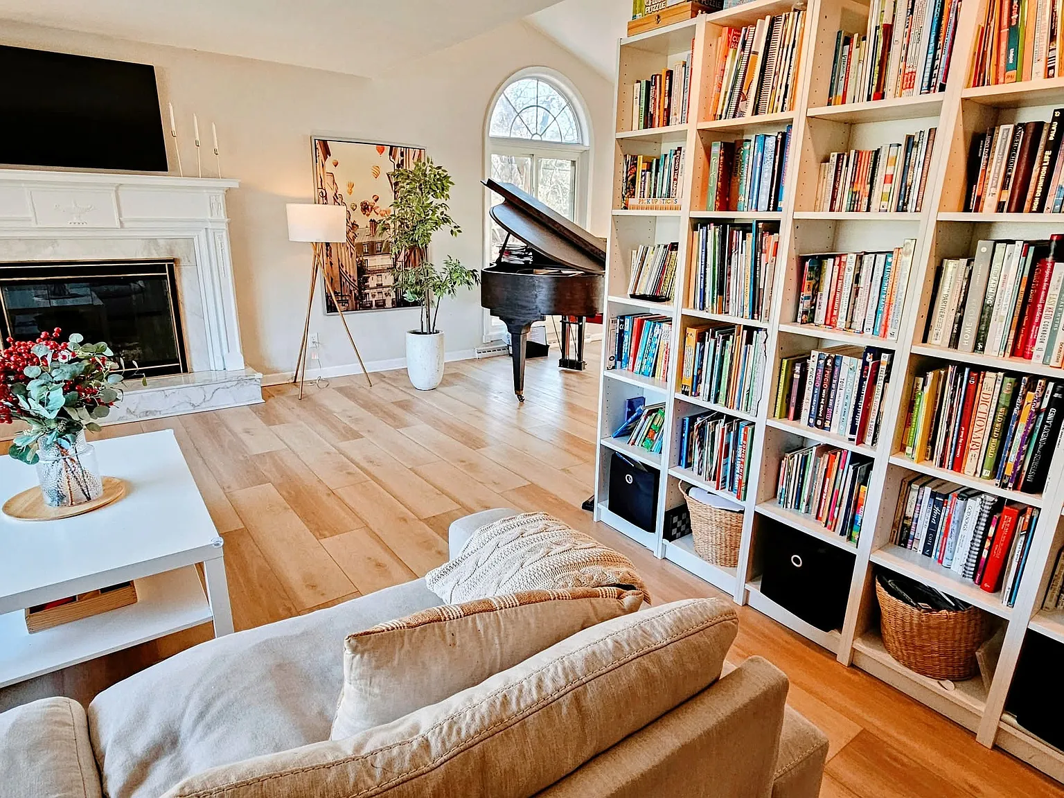 3 bed, 2600 sqft, $3,400 — Photo 4