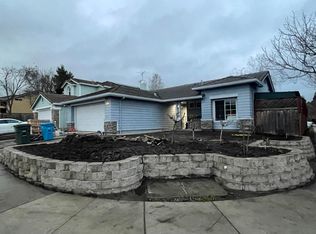 1281 Red Hawk Dr, Gilroy, CA