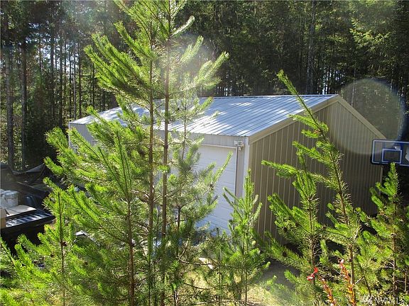 4th image of 231 NE Tee Lake Pnes