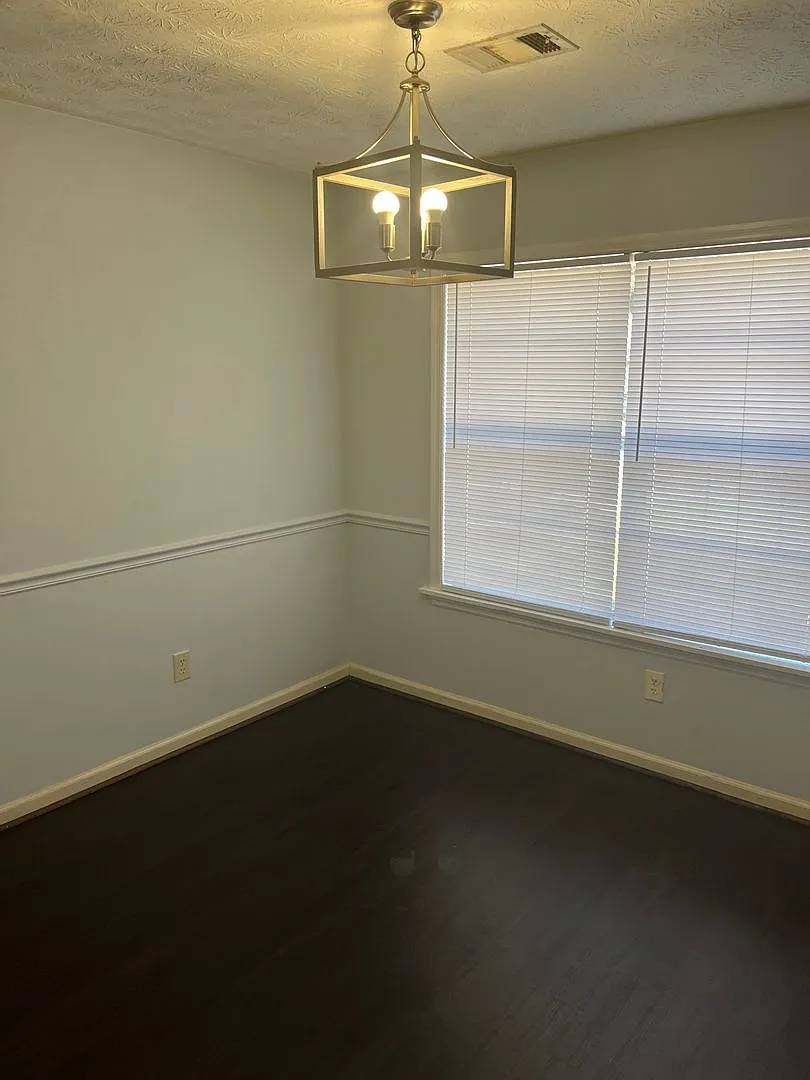 3-Bedroom, 3-Bath Duplex in a Convenient Location! — Photo 3