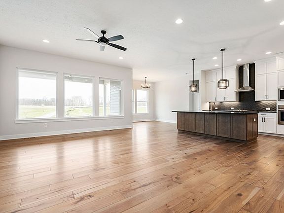 The Spiceland - Family Room