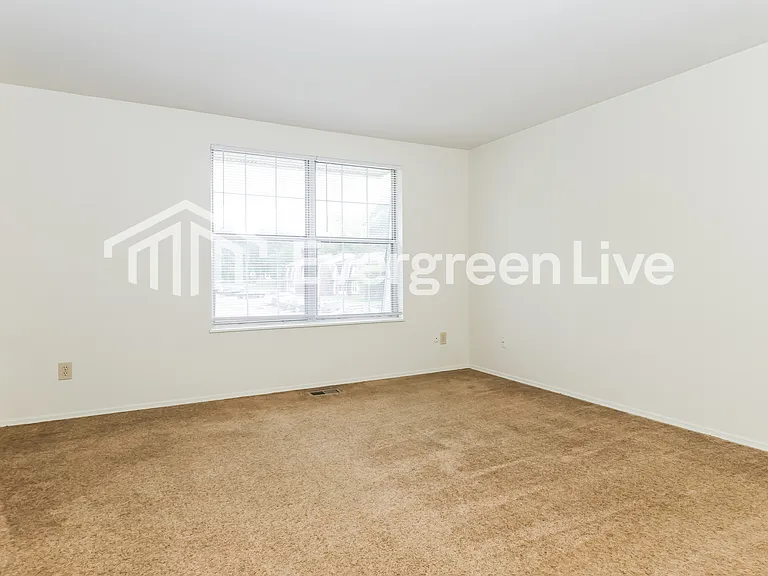 7584 Mount Whitney St — Photo 11