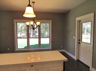 19246 Galen Rd, Bend, OR 97702