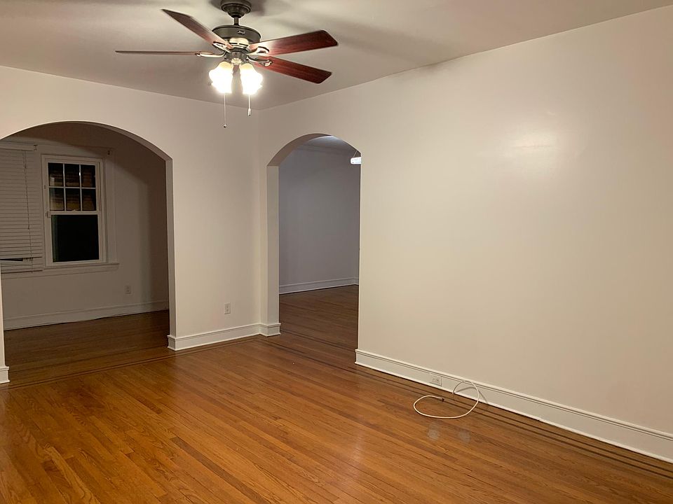 1st image of 44 Lakewood Ter