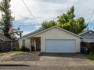 418 36th St, Springfield, OR 97478