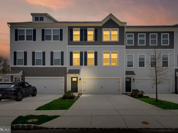 16 Foundry Blvd, Mount Holly, NJ 08060
