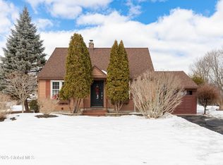 1125 Fayette Dr, Schenectady, NY 12303