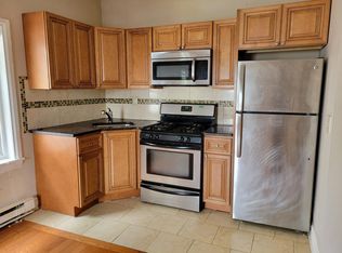 1527 W Girard Ave APT 3R, Philadelphia, PA 19130