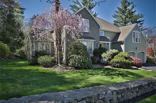 1st image of 95 Foxwood Dr