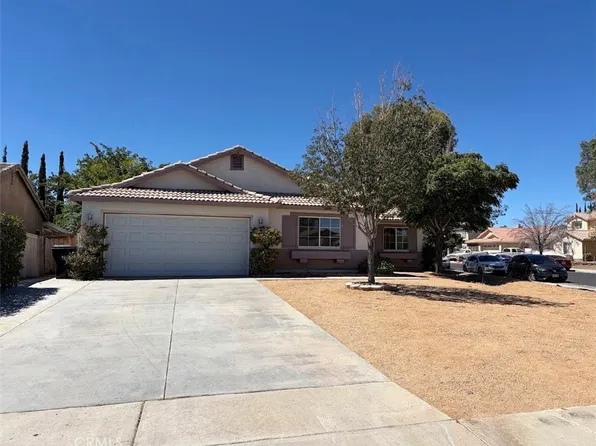 13759 Clear Valley Rd, Victorville, CA 92392