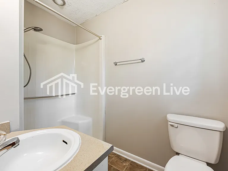 108 Mulberry St — Photo 10