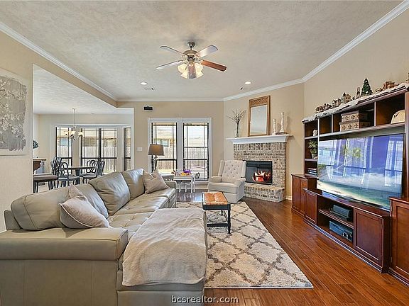 4th image of 1113 Hopewell Ct