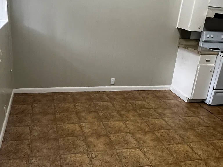 608 W Alice Ave #608A — Photo 4