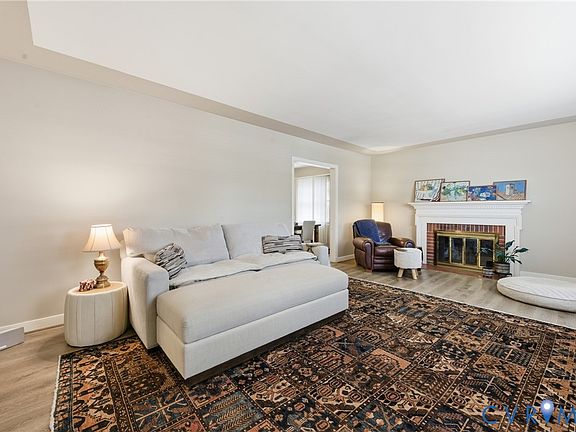 5th image of 4910 Monumental St