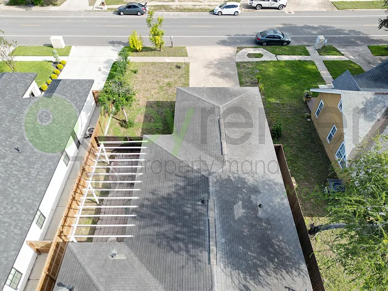 415 N 17th St — Photo 35