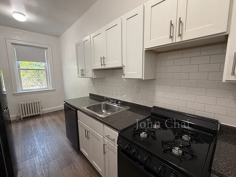 2051 Commonwealth Ave #5 — Photo 16