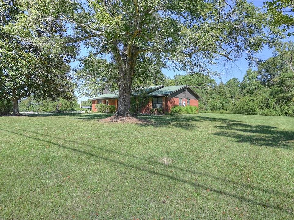 1st image of 1558 Gates Rd