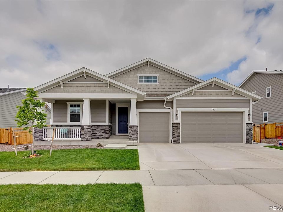 1st image of 723 Lilac Ct