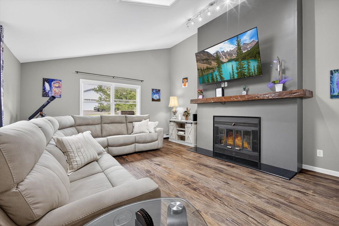 next background image