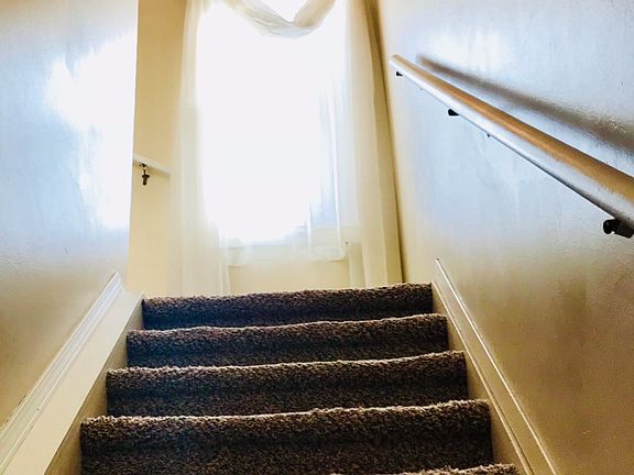 2nd image of 6492 Forest Park Dr