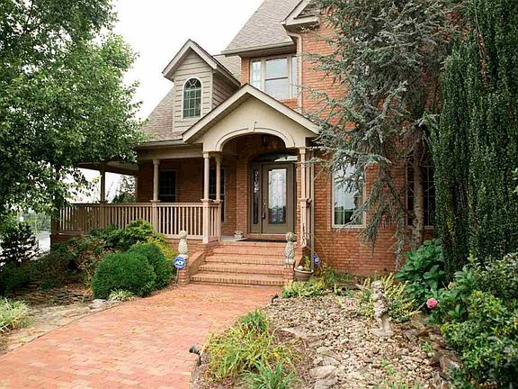 2nd image of 107 Kitts Ln