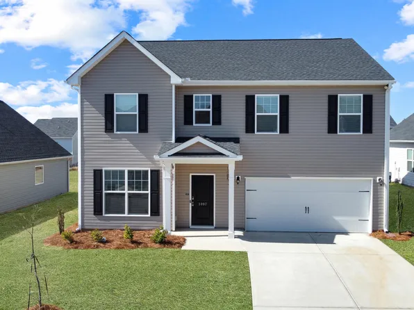 1097 Sapphire Dr, Graniteville, SC 29829