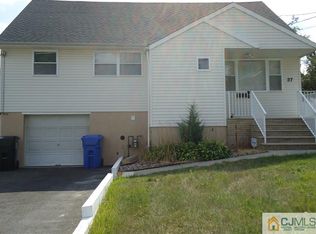 37 Menlo Ave, Metuchen, NJ 08840