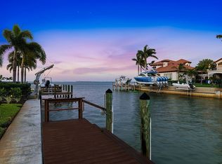 2080 Hawaii Ave NE, Saint Petersburg, FL 33703
