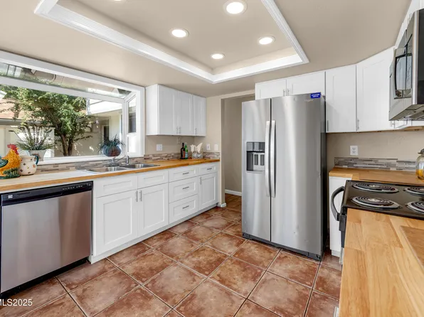 1265 Searchlite Ct, Reno, NV 89503