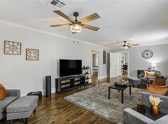 4th image of 4607 Elysian Fields Ave