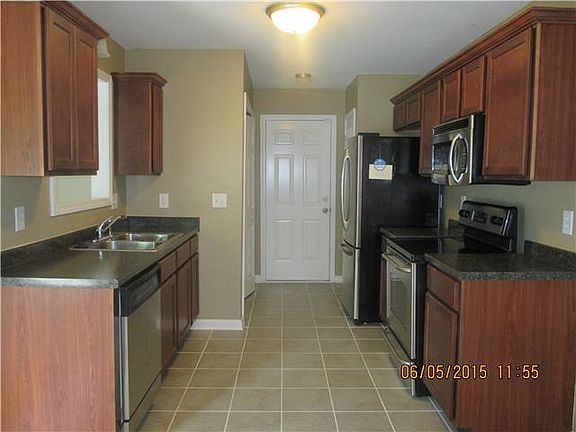 4th image of 3152 Brook Hill Dr