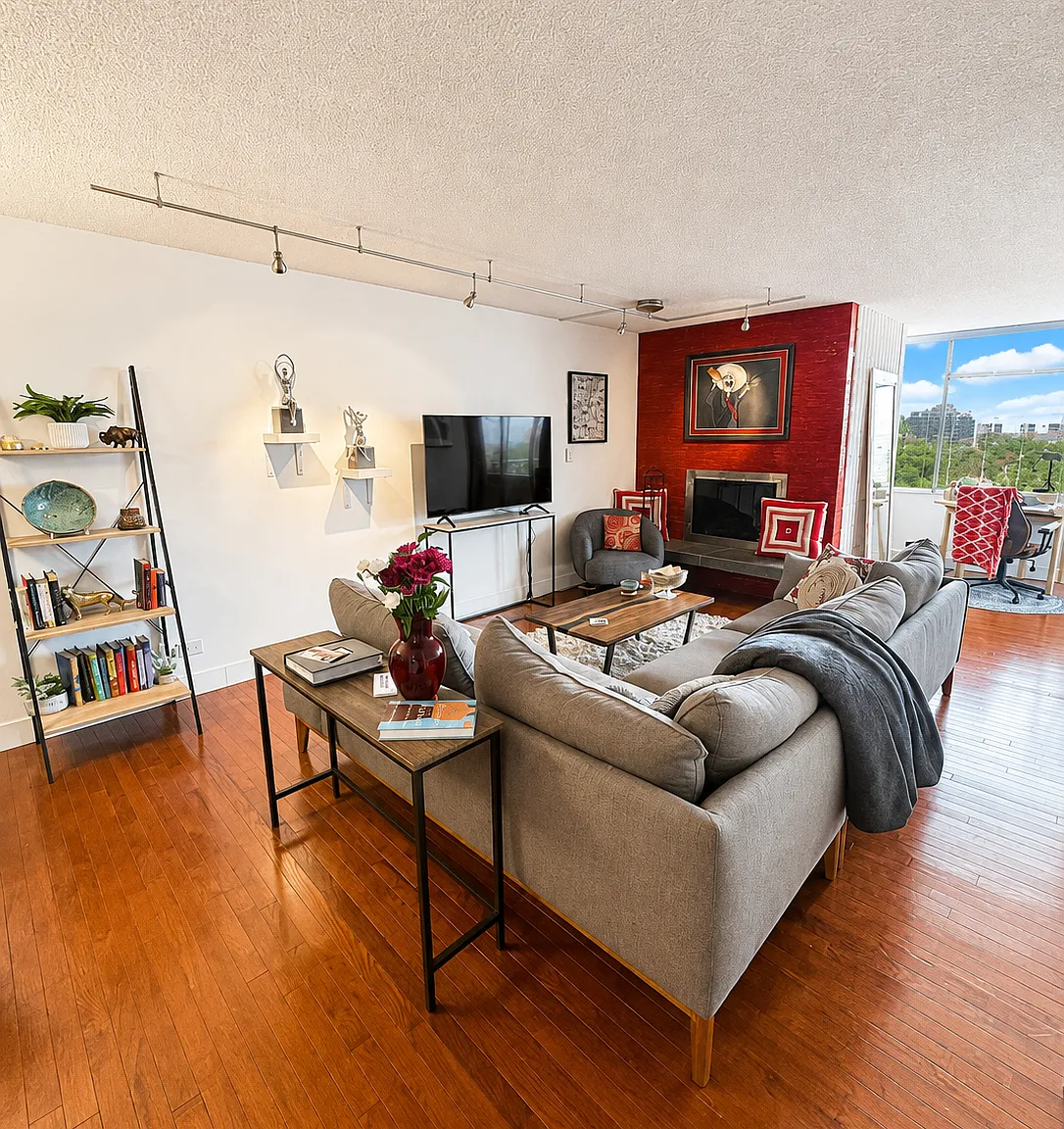 2 bed, 1062 sqft, $2,450 — Photo 3