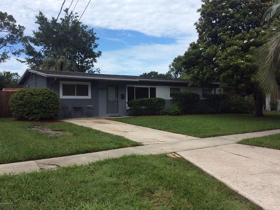 1st image of 11666 Sail Ave