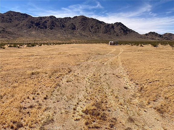 5th image of 0 Barstow Rd