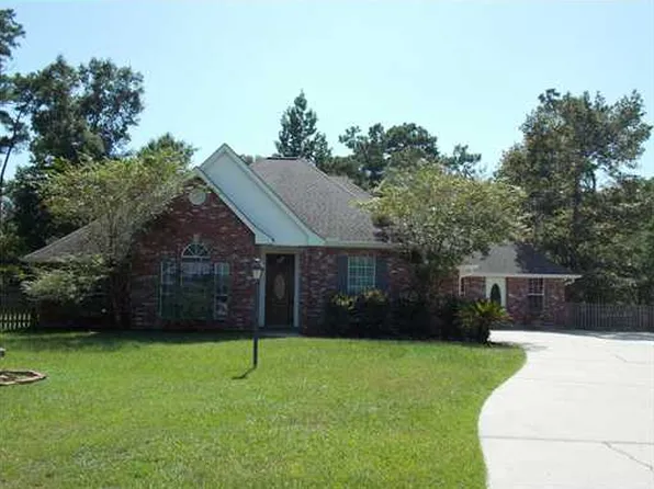 1205 Adele Cir, Slidell, LA 70461