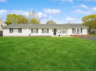 5 Snow Crystal Ln, Stamford, CT 06905