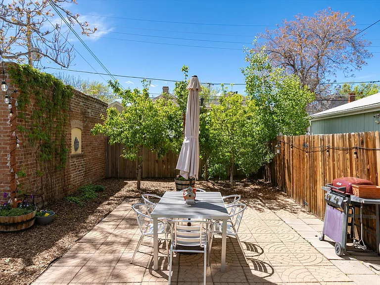 3047 N Williams St — Photo 28