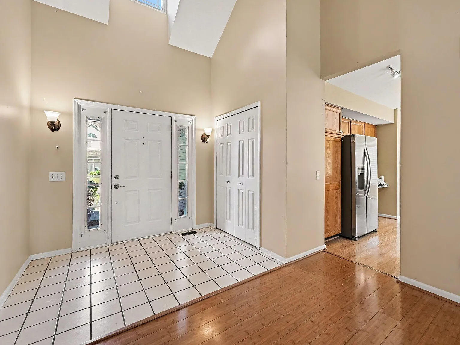 3 bed, 2.5 bath, 3120 sqft, $2,650 — Photo 2