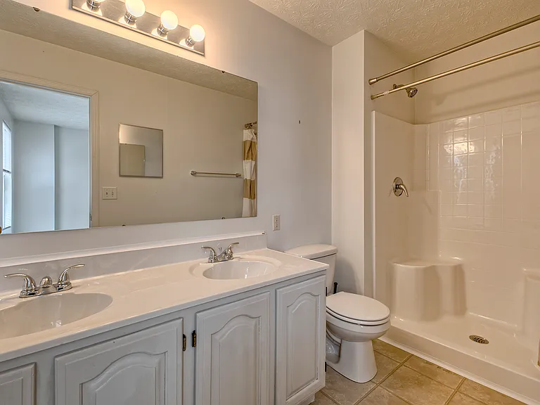 116 Alderwood Dr — Photo 5
