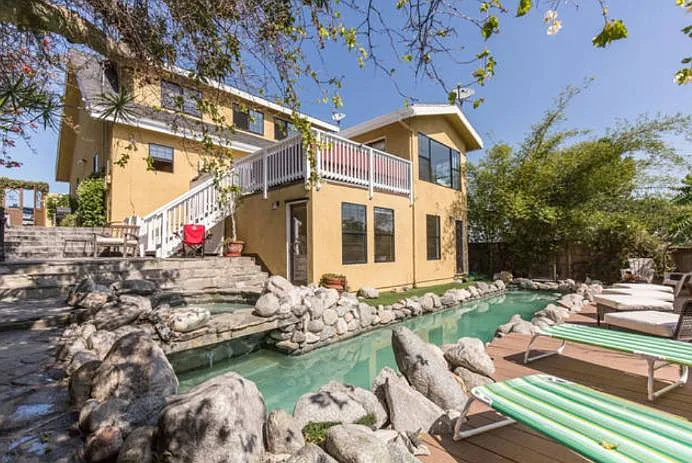 416 Virginia St — Photo 17