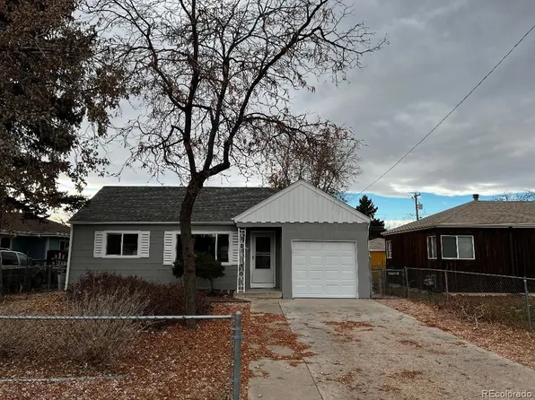 1649 Moline St, Aurora, CO 80010