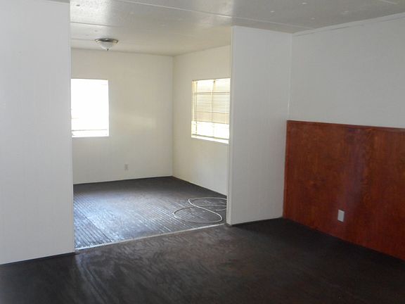 4th image of 3450 S Suncoast Blvd #2