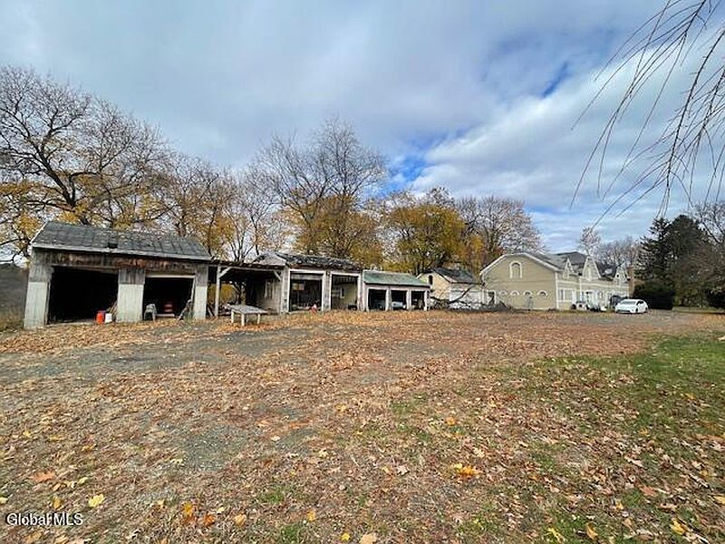 5th image of 3648 Horseshoe Drive
