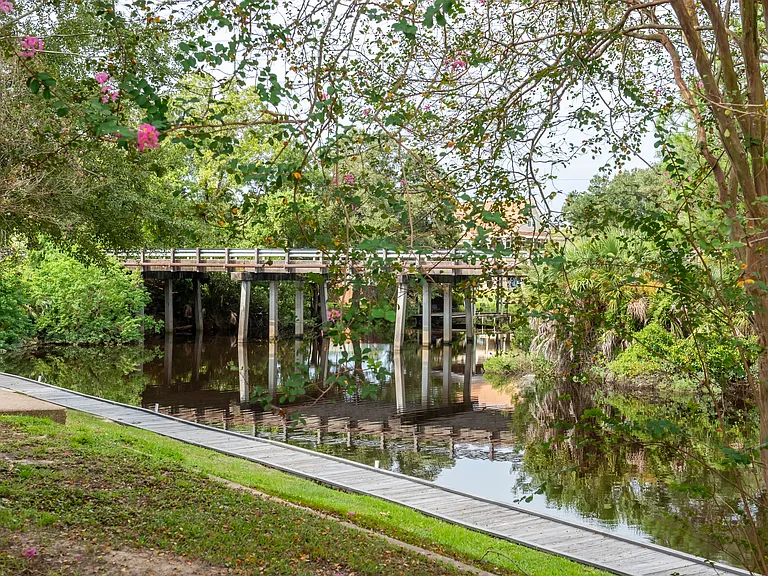 628 Magnolia St — Photo 49