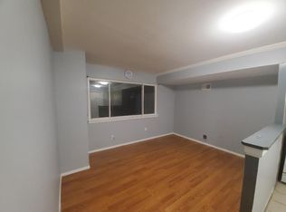 60 Pelican Cir #1, Staten Island, NY 10306