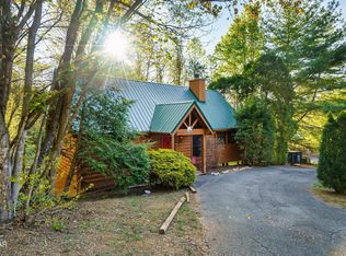 2306 Bonnie Ln, Sevierville, TN 37876